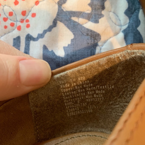 APT 9 closed-toe wedges - camel color - Picture 3 of 4